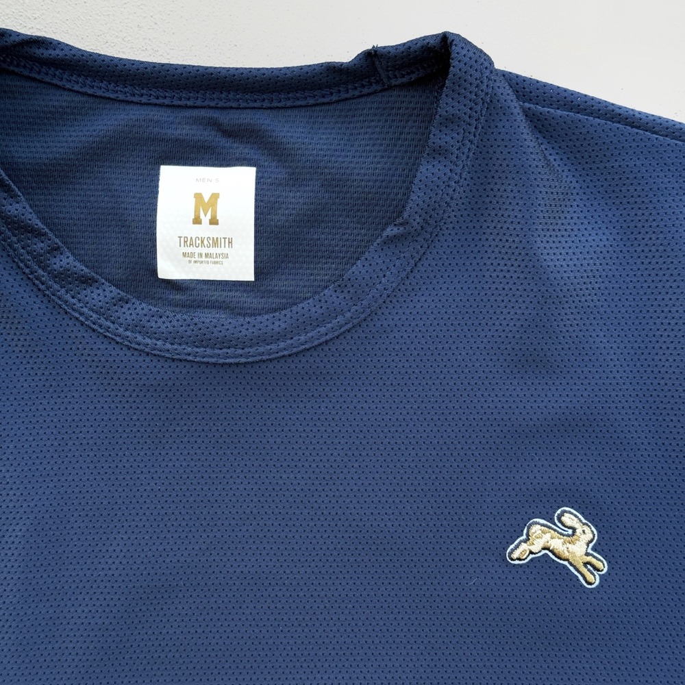 TRACKSMITH Van Cortlandt Tee Medium Navy Ivory Stripe Performance Running Shirt - Picture 4 of 11